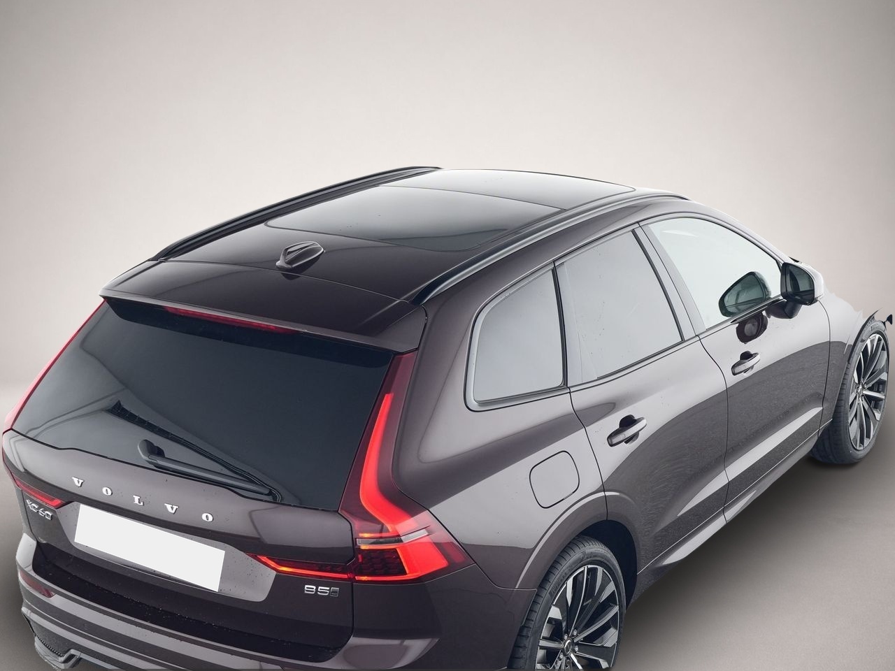Volvo XC60 (08/2025, Benzin)
