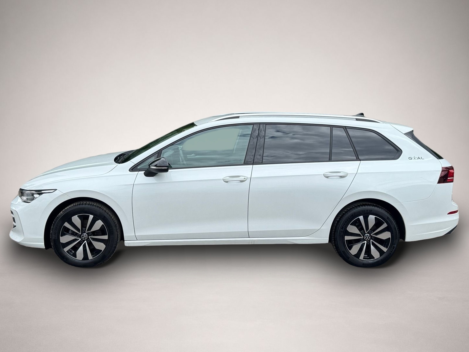 Volkswagen Golf (02/2025, )