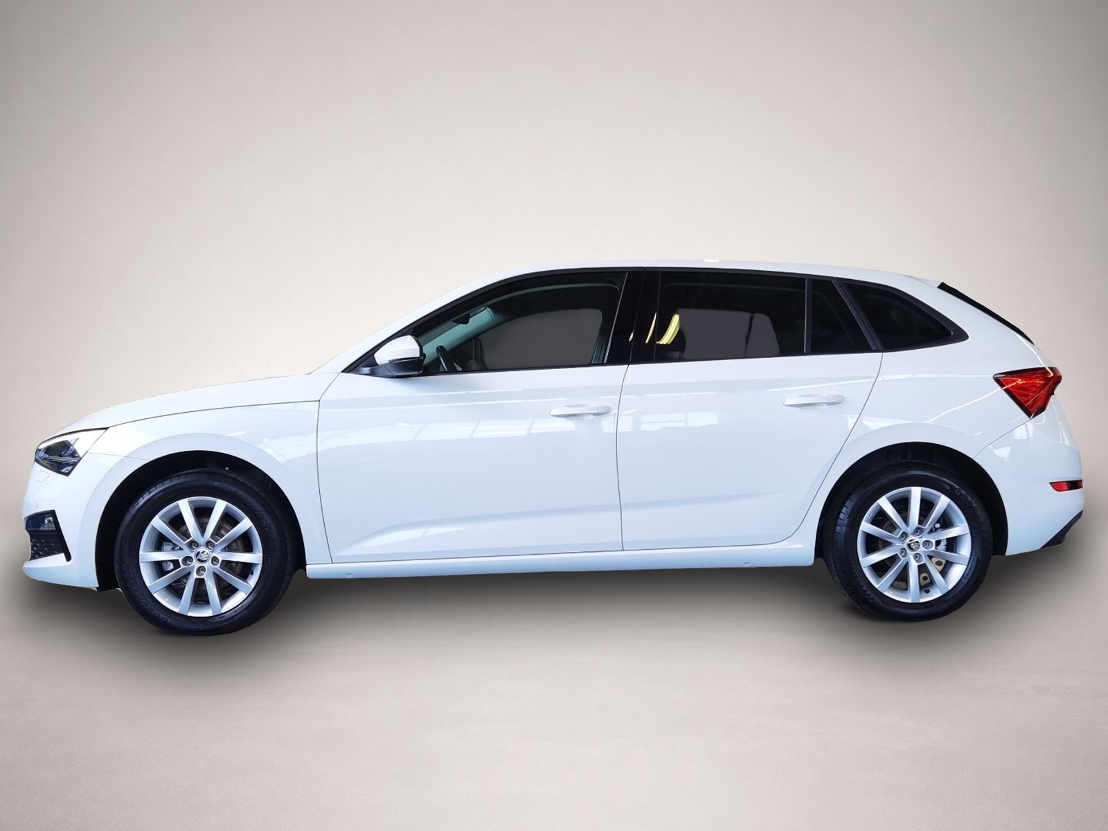 Skoda Scala (03/2022, Benzin)
