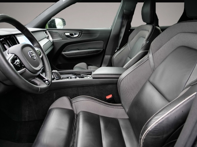 Volvo XC60 (04/2022, Diesel)