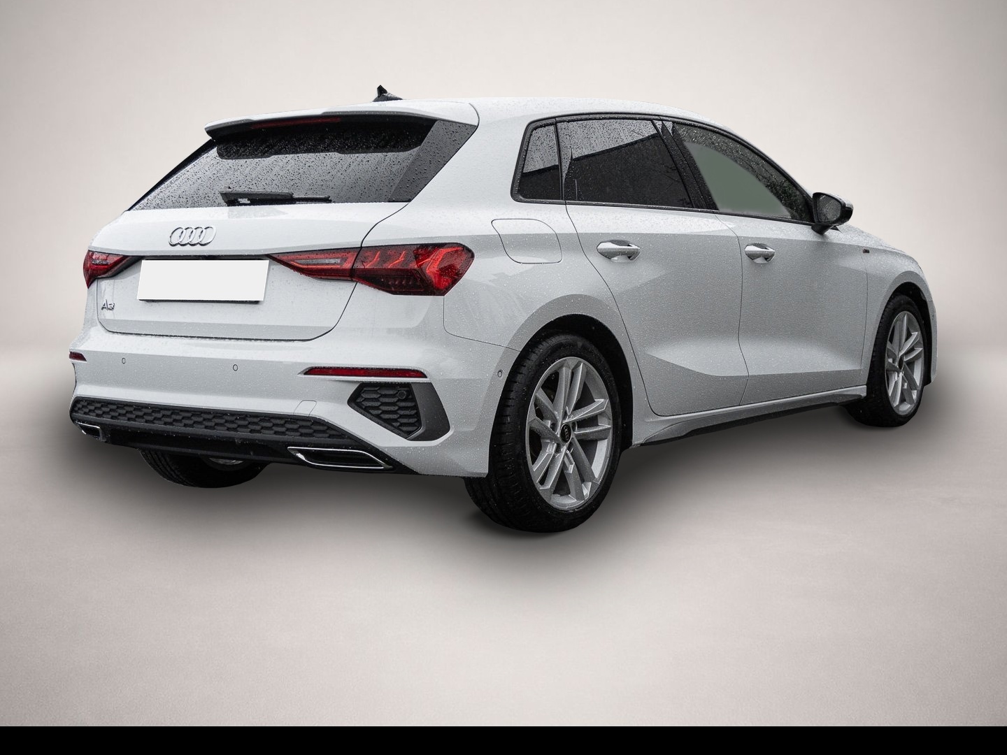 Audi A3 (02/2023, Benzin)