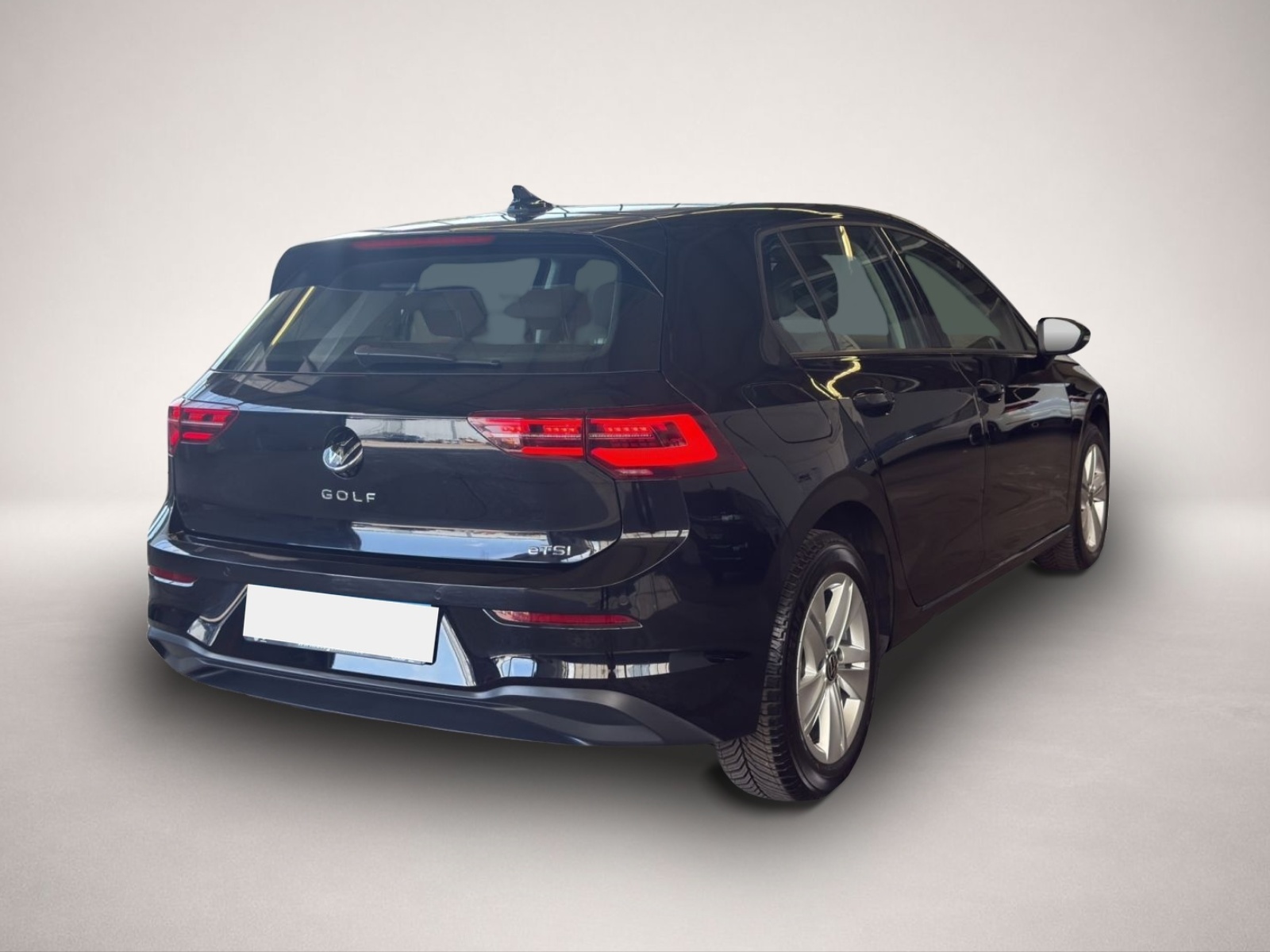 Volkswagen Golf (01/2022, Benzin)
