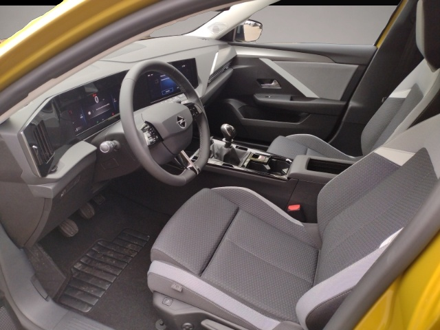 Opel Astra (04/2024, Benzin)