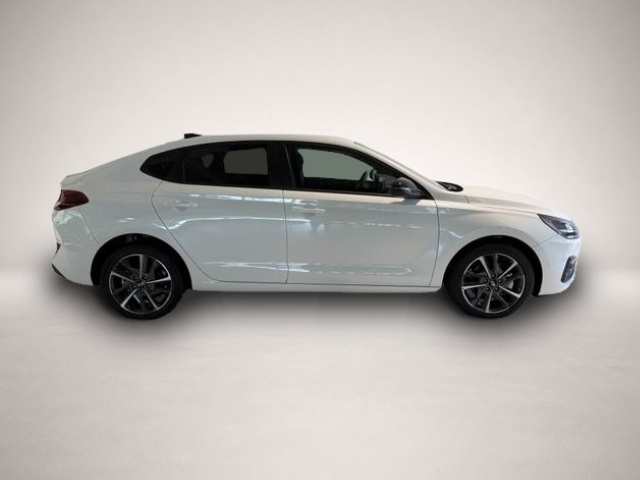 Hyundai i30 (12/2025, Benzin)