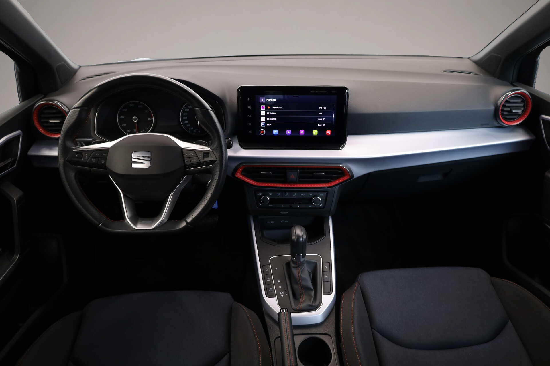 Seat Arona (05/2023, Benzin)