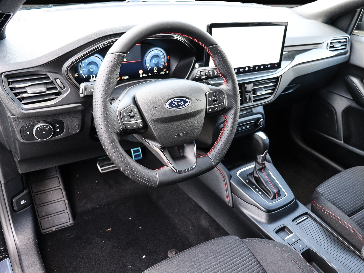 Ford Focus (01/2026, Benzin)
