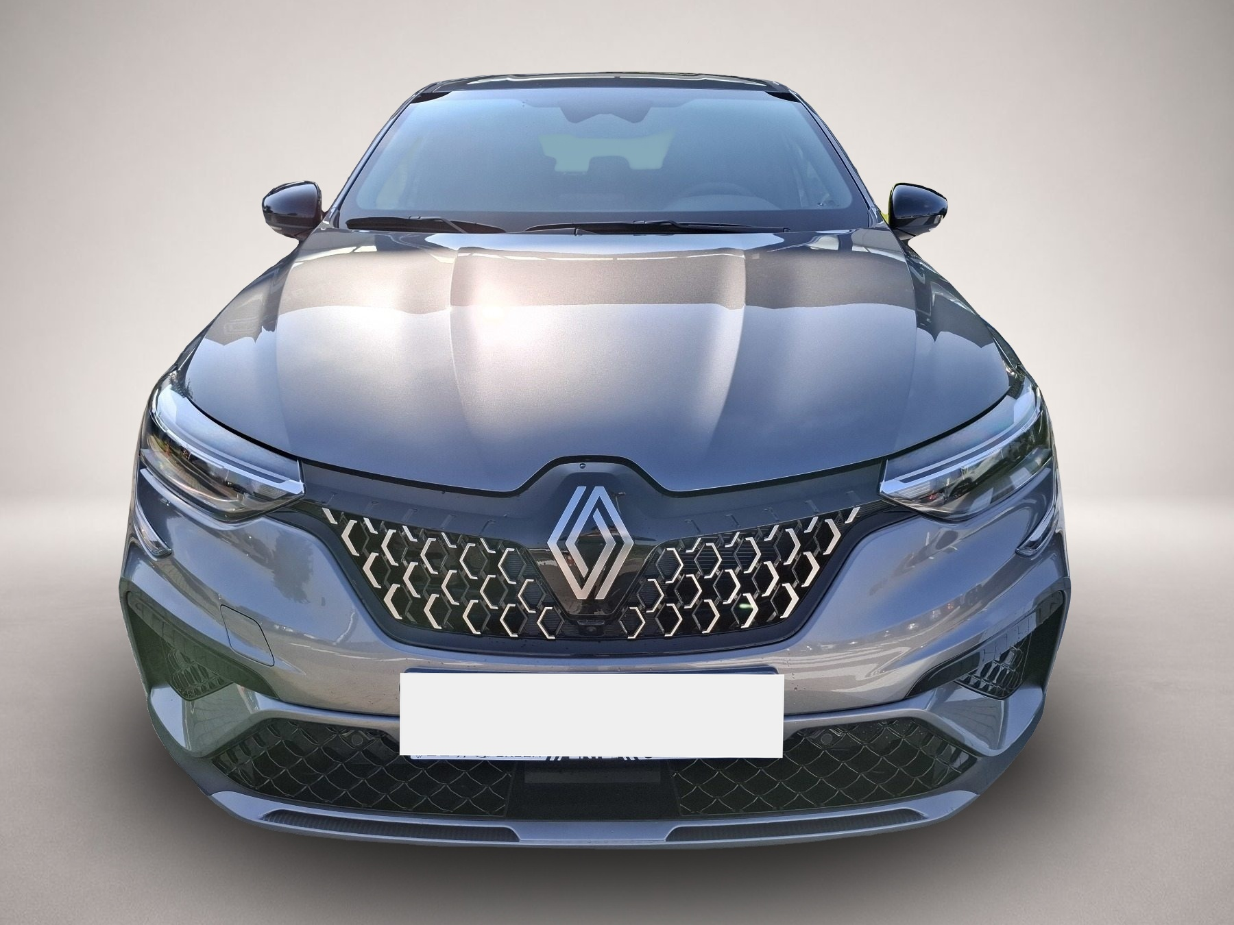 Renault Arkana (09/2025, Benzin)