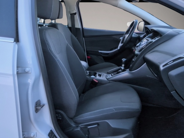 Ford Focus (05/2013, Benzin)