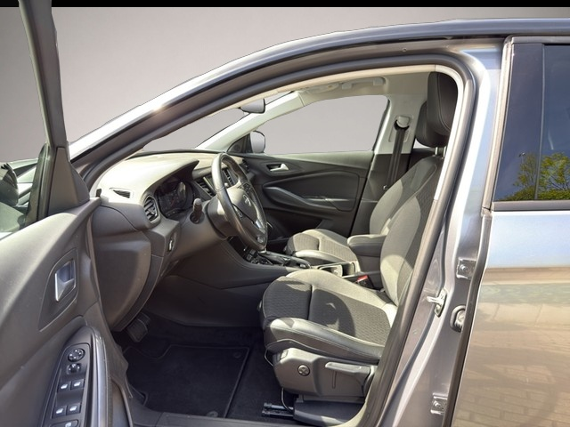Opel Grandland (X) (05/2021, Benzin)