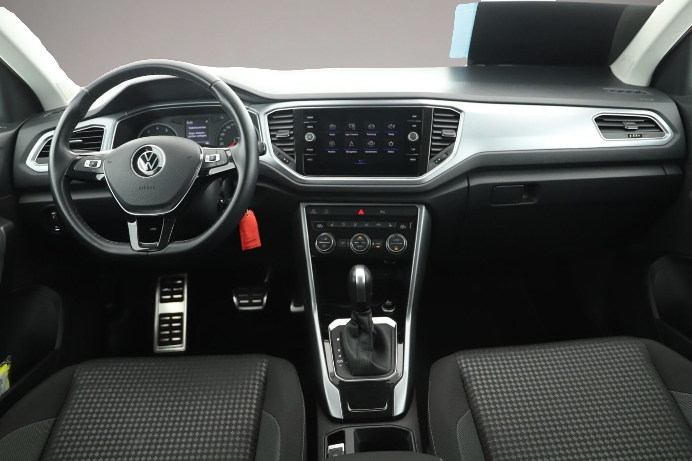 Volkswagen T-Roc (06/2021, Benzin)