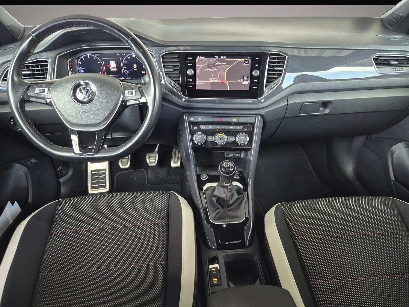 Volkswagen T-Roc (08/2019, Benzin)