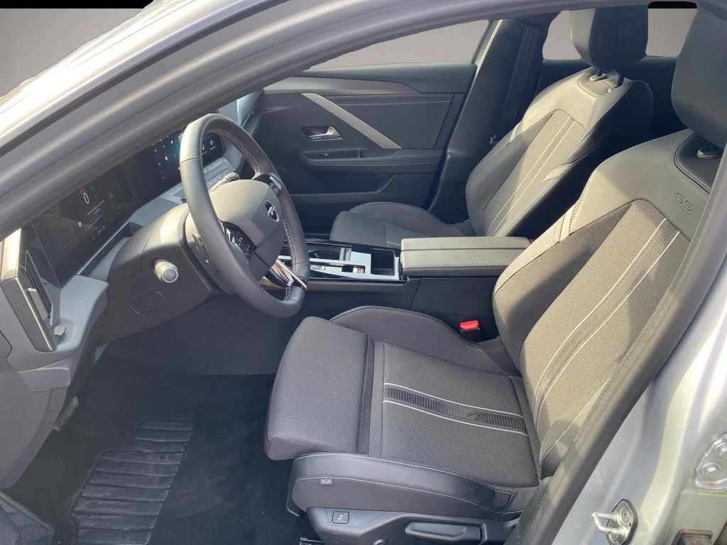 Opel Astra (04/2025, Benzin)