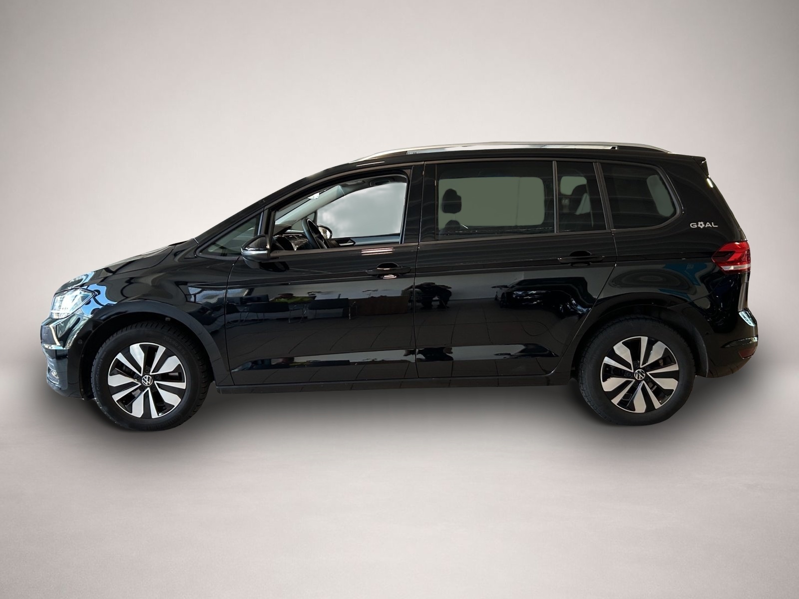 Volkswagen Touran (07/2025, Benzin)