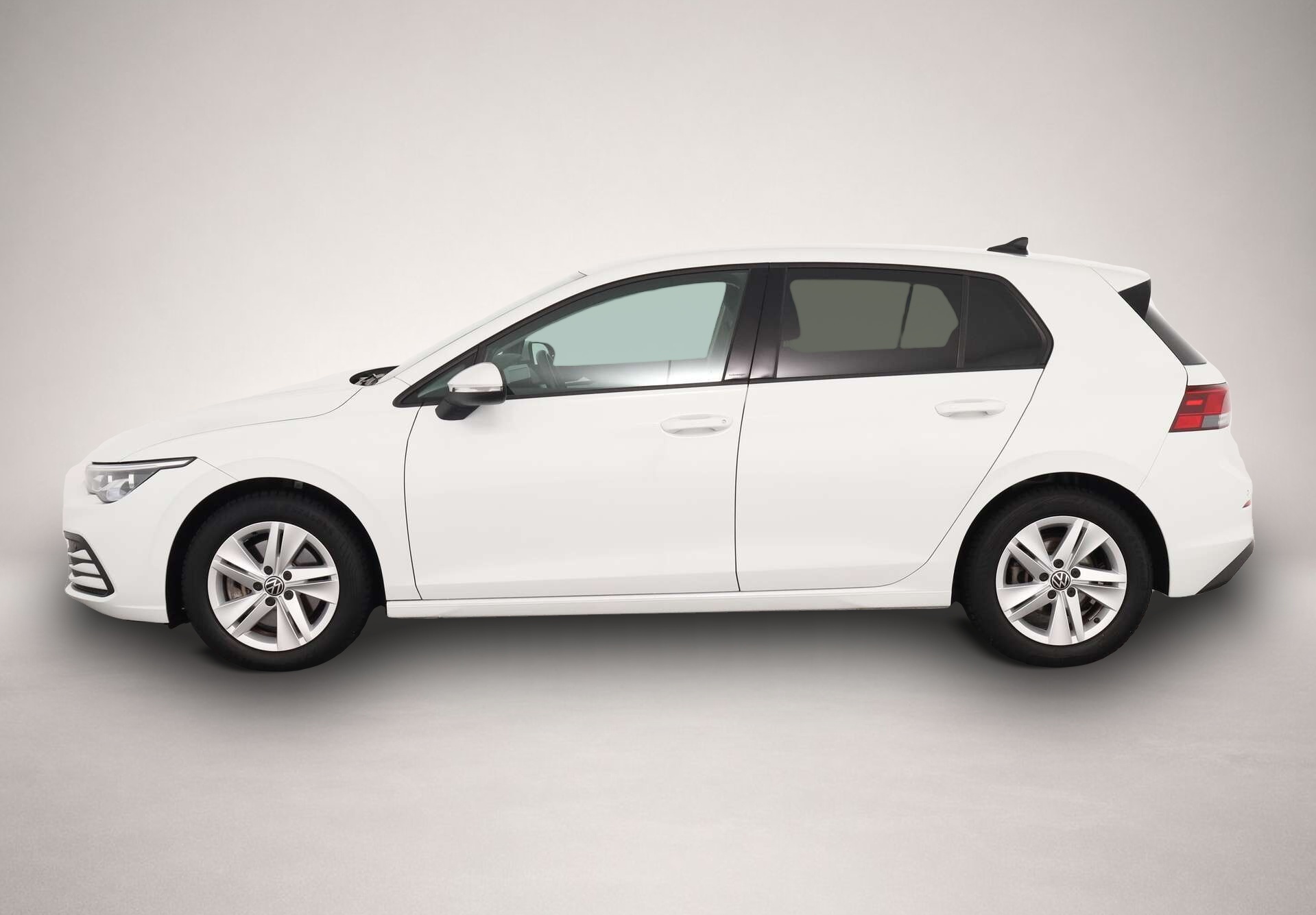 Volkswagen Golf (02/2023, Benzin)