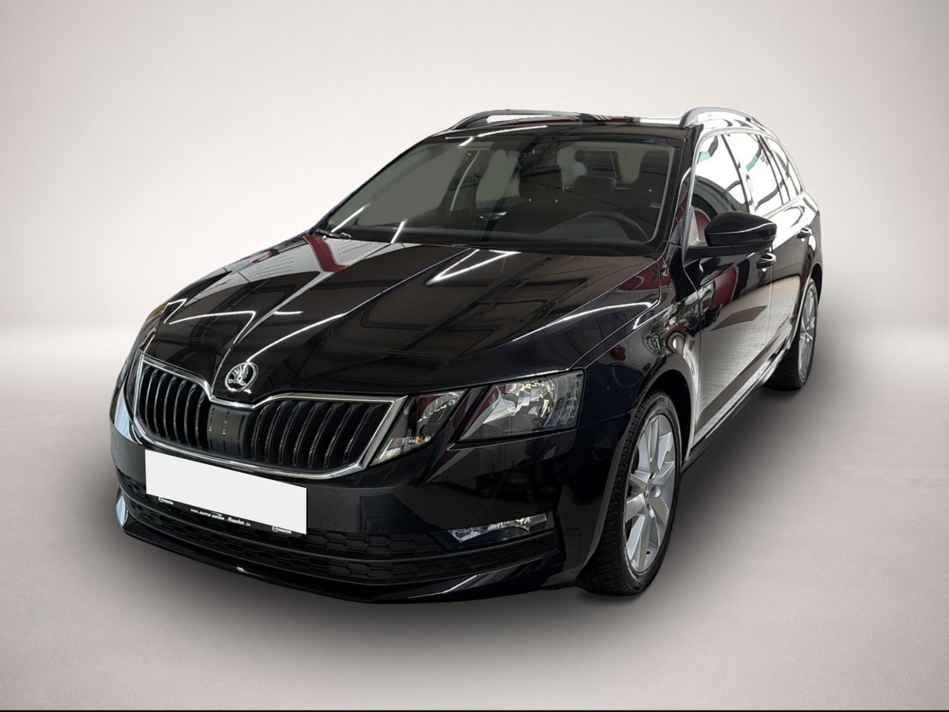 Skoda Octavia (08/2018, Benzin)
