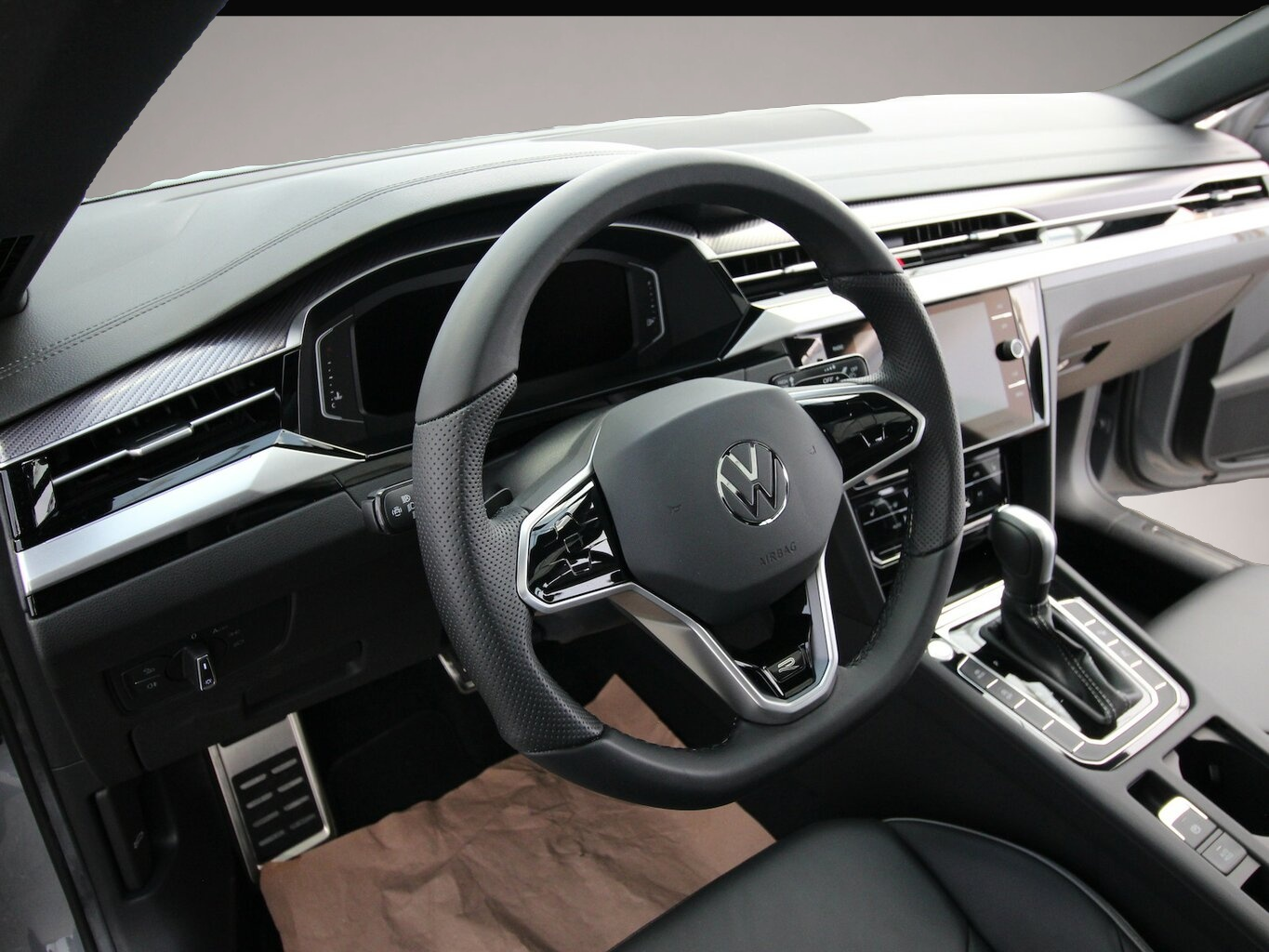Volkswagen Arteon (10/2025, Benzin)