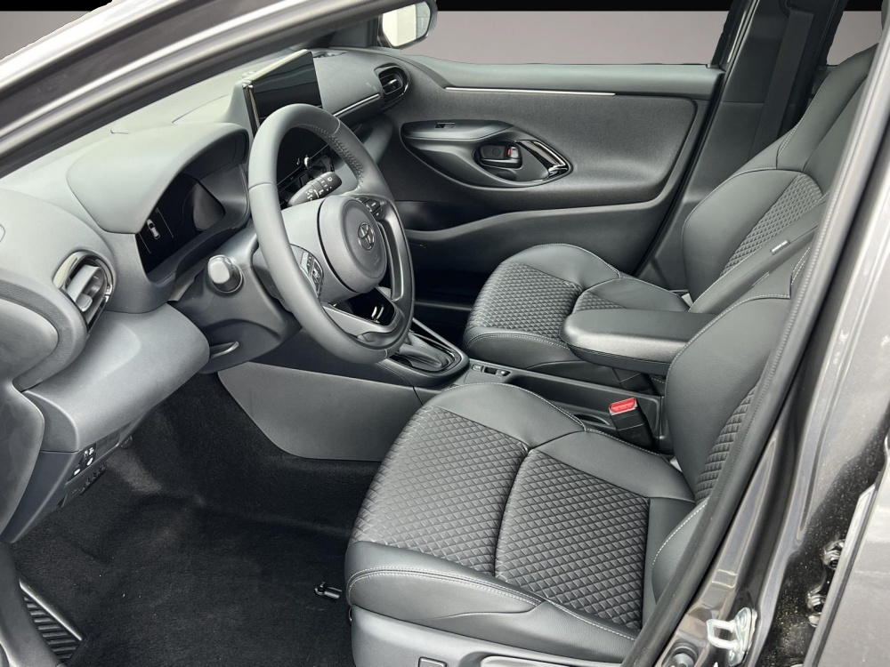 Toyota Yaris, image 6 of 6