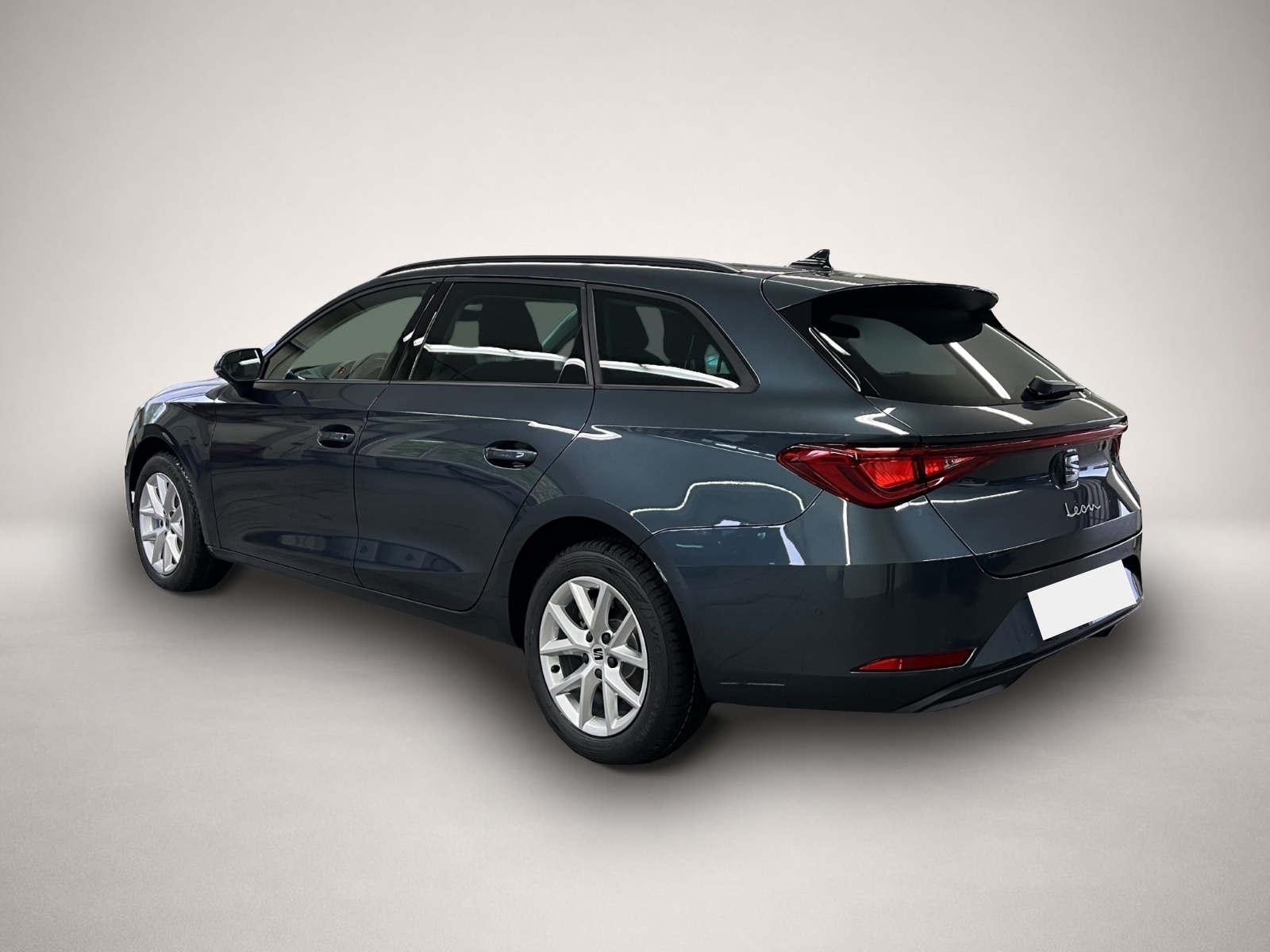 Seat Leon (08/2025, Benzin)
