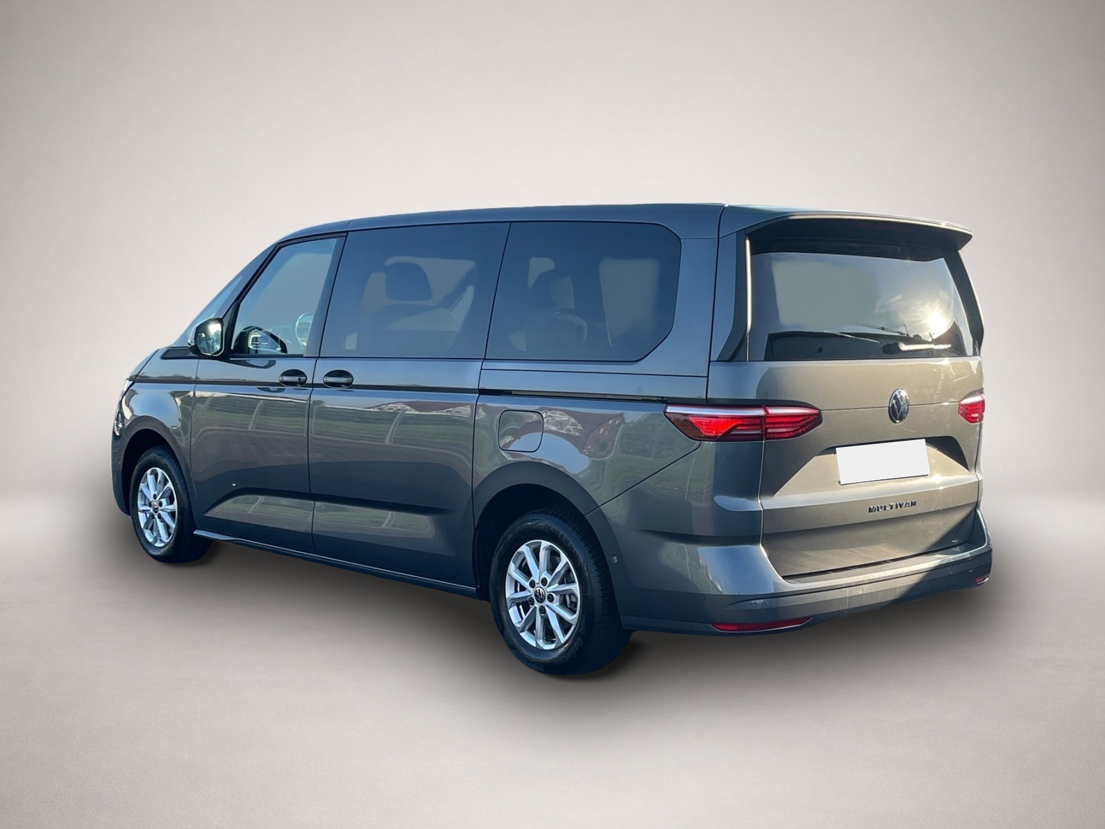 Volkswagen T7 Multivan (12/2025, Diesel)