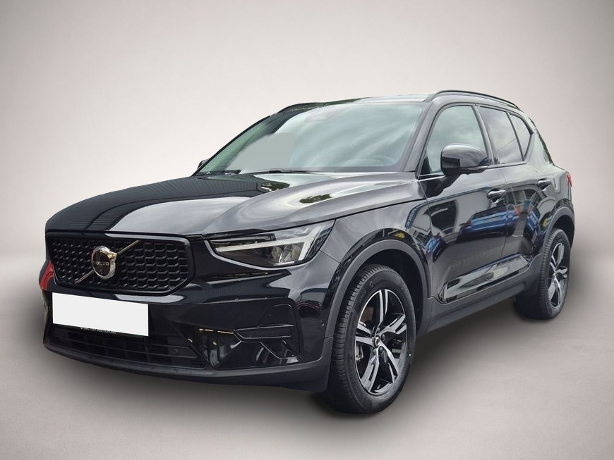 Volvo XC40 (09/2025, Benzin)
