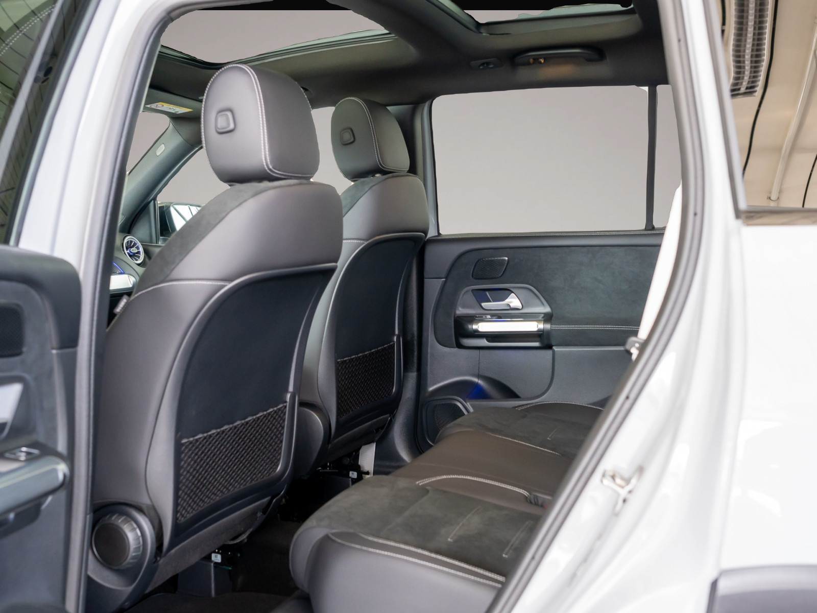 Mercedes-Benz GLB 200 (03/2026, Diesel)