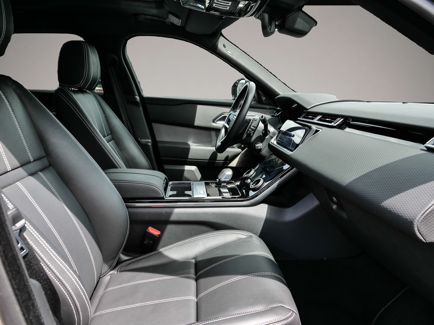 Land-Rover Range Rover Velar (12/2022, Benzin)