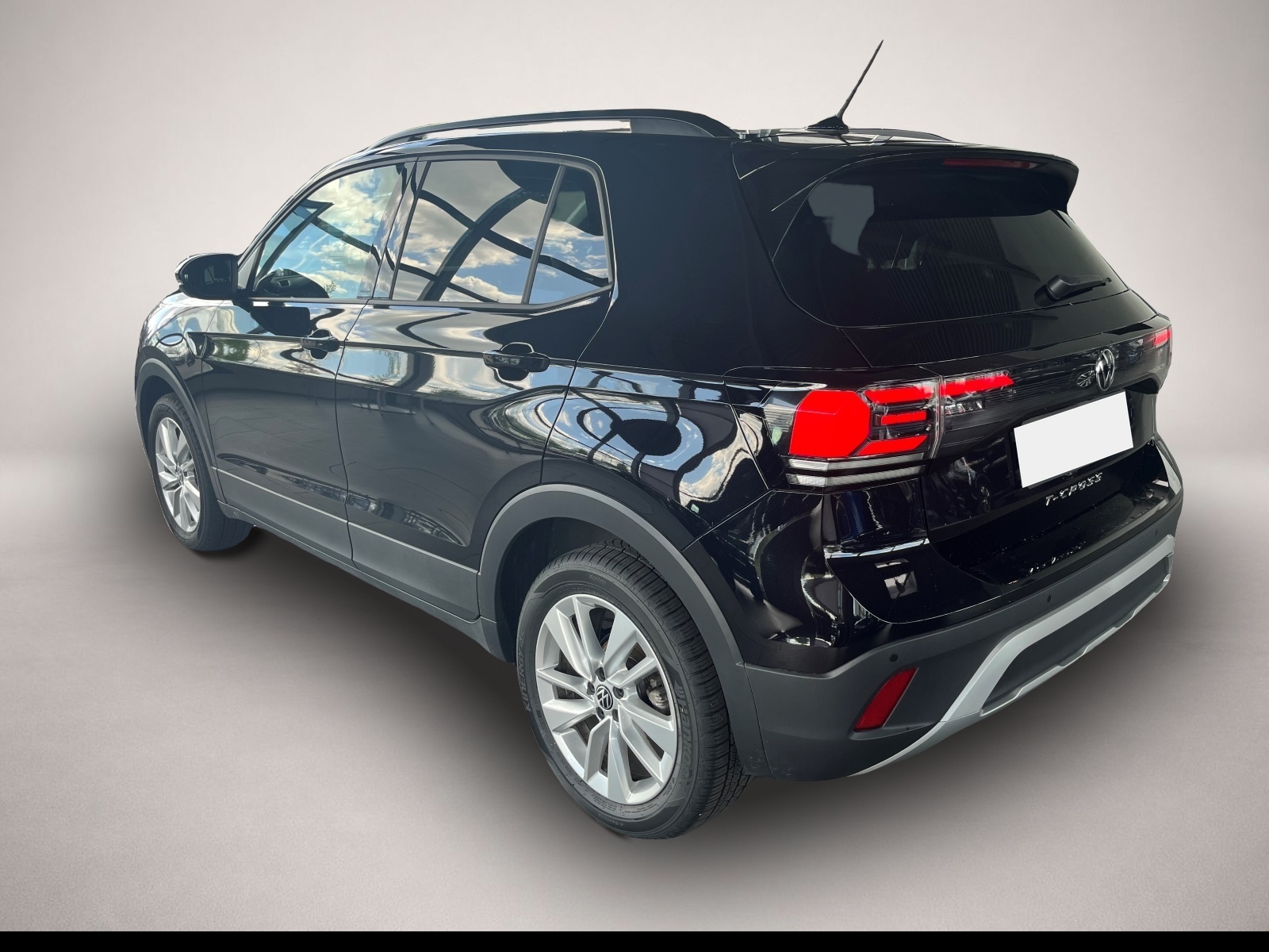 Volkswagen T-Cross (11/2025, Benzin)