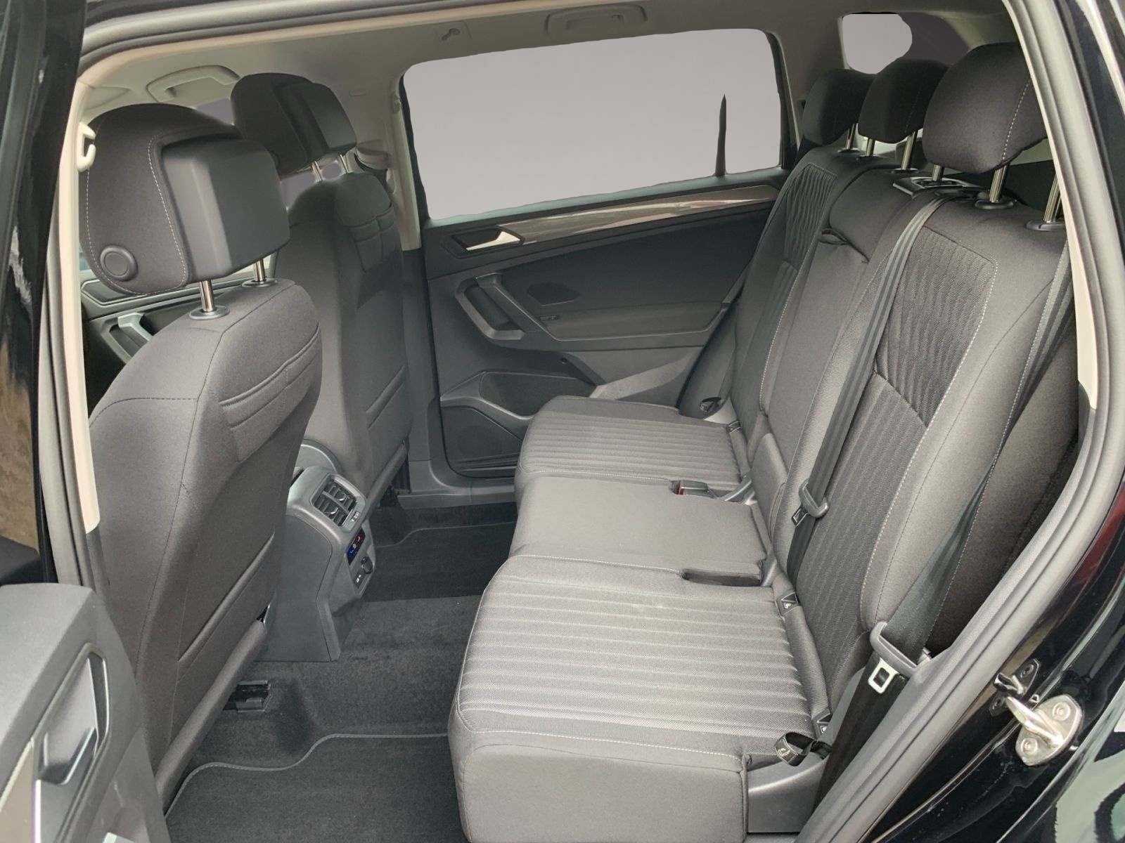 Volkswagen Tiguan Allspace (10/2023, Diesel)