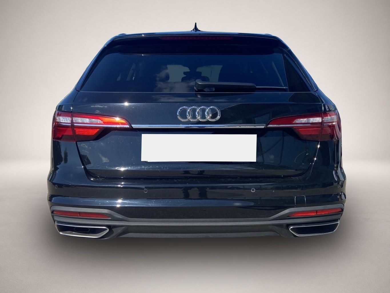 Audi A4 (08/2022, )