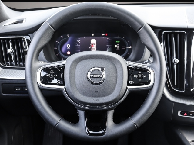 Volvo XC60 (02/2024, Hybrid (Benzin/Elektro))