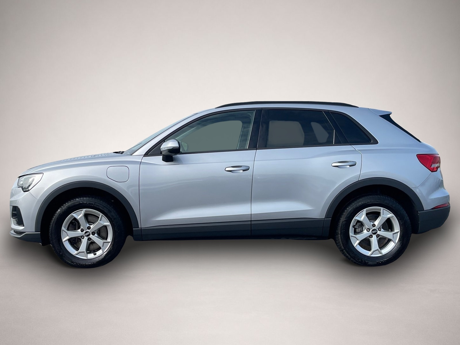 Audi Q3 (08/2021, Hybrid (Benzin/Elektro))