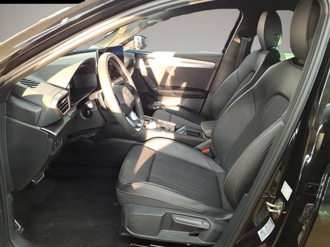 Skoda Scala (10/2025, Benzin)