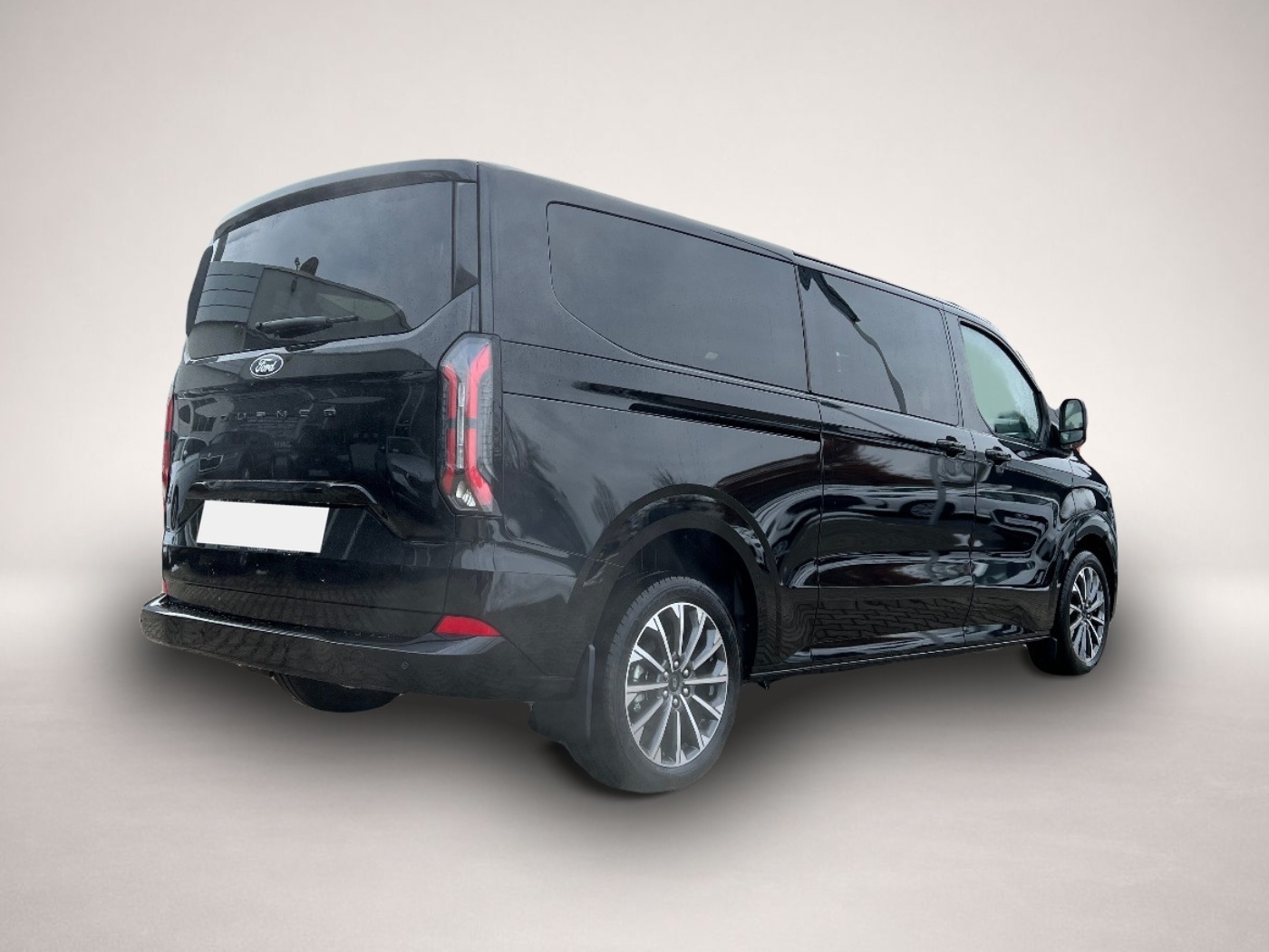 Ford Tourneo Custom (10/2025, Diesel)