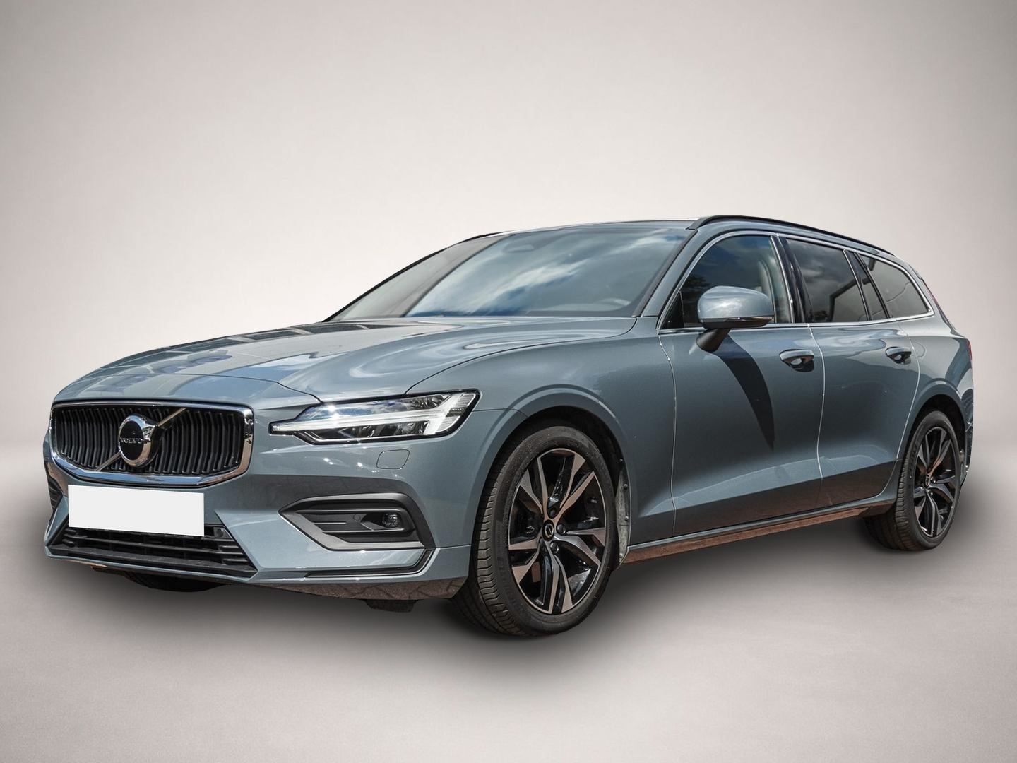 Volvo V60 (06/2024, Benzin)