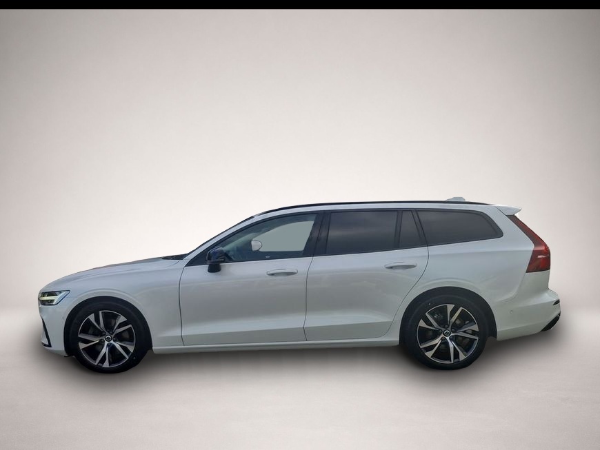 Volvo V60 (10/2025, Benzin)
