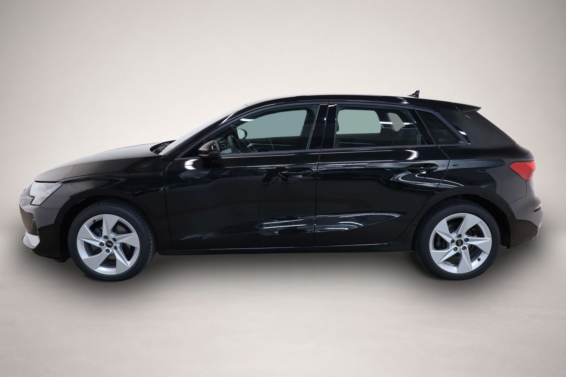 Audi A3 (07/2025, Benzin)