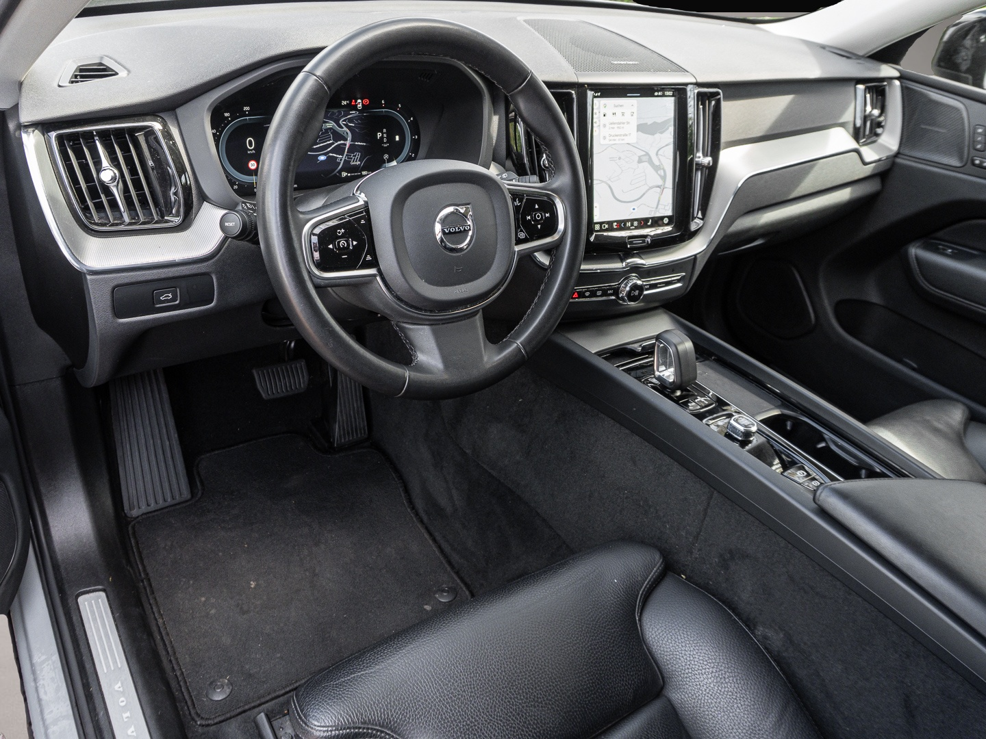 Volvo XC60 (12/2023, Diesel)