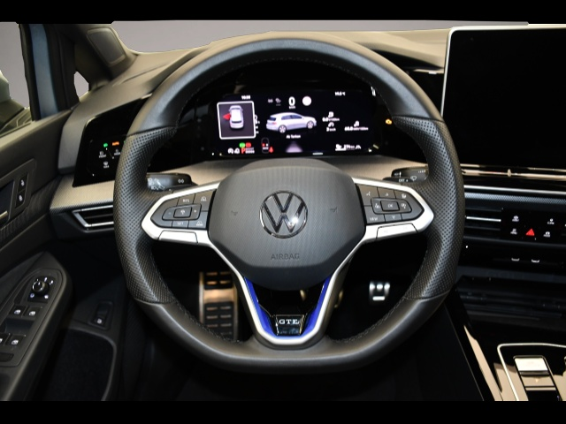 Volkswagen Golf (08/2025, Hybrid (Benzin/Elektro))