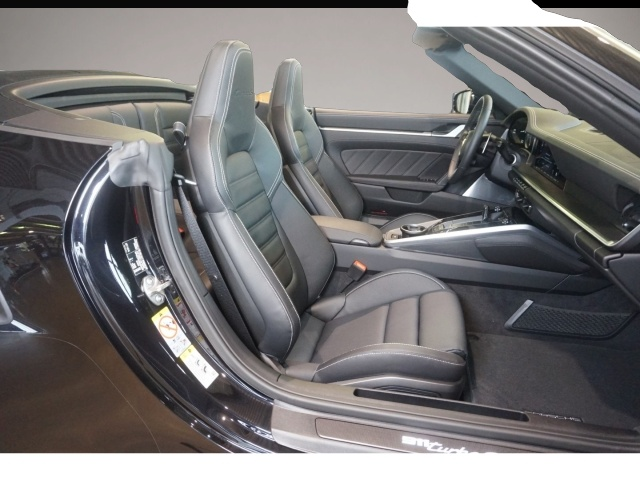 Porsche 911 (01/2024, Benzin)