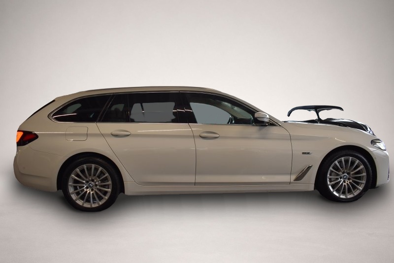 BMW 530 (11/2023, Hybrid (Benzin/Elektro))