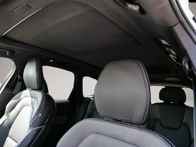Volvo XC60 (01/2023, Diesel)