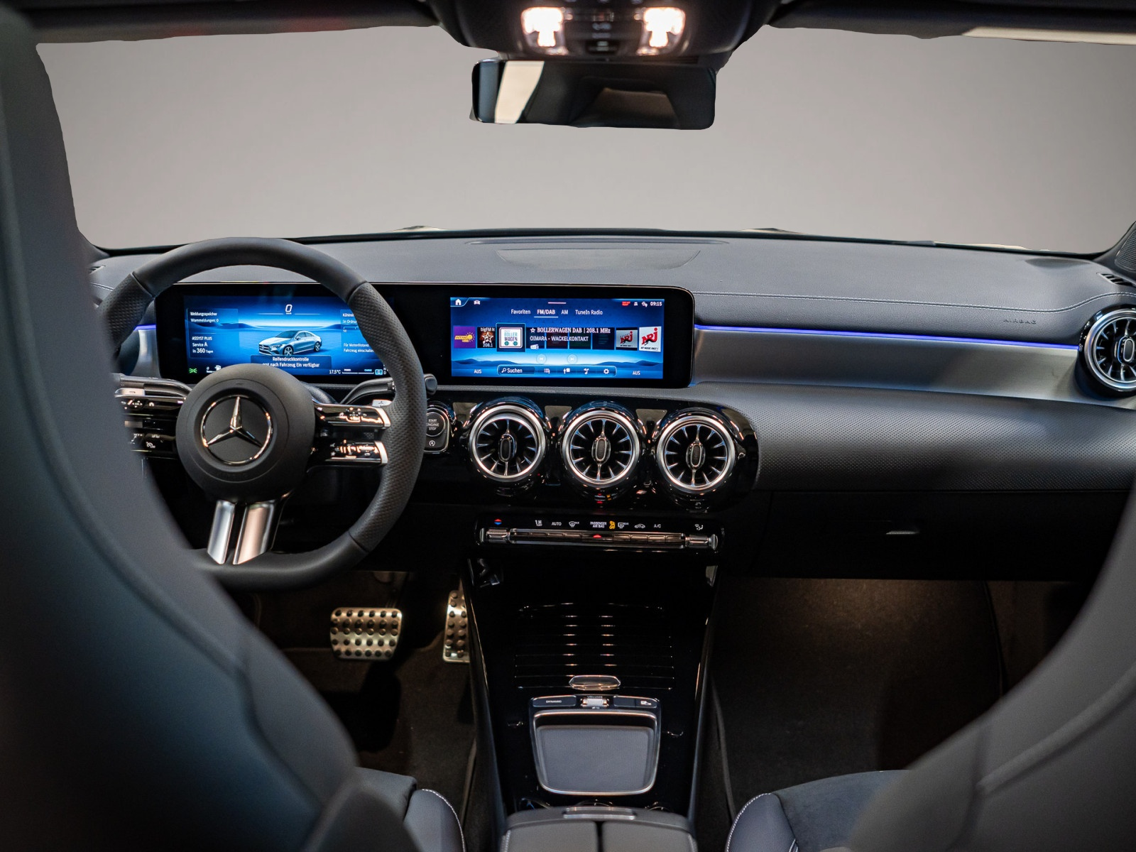Mercedes-Benz CLA 180 (01/2026, Benzin)