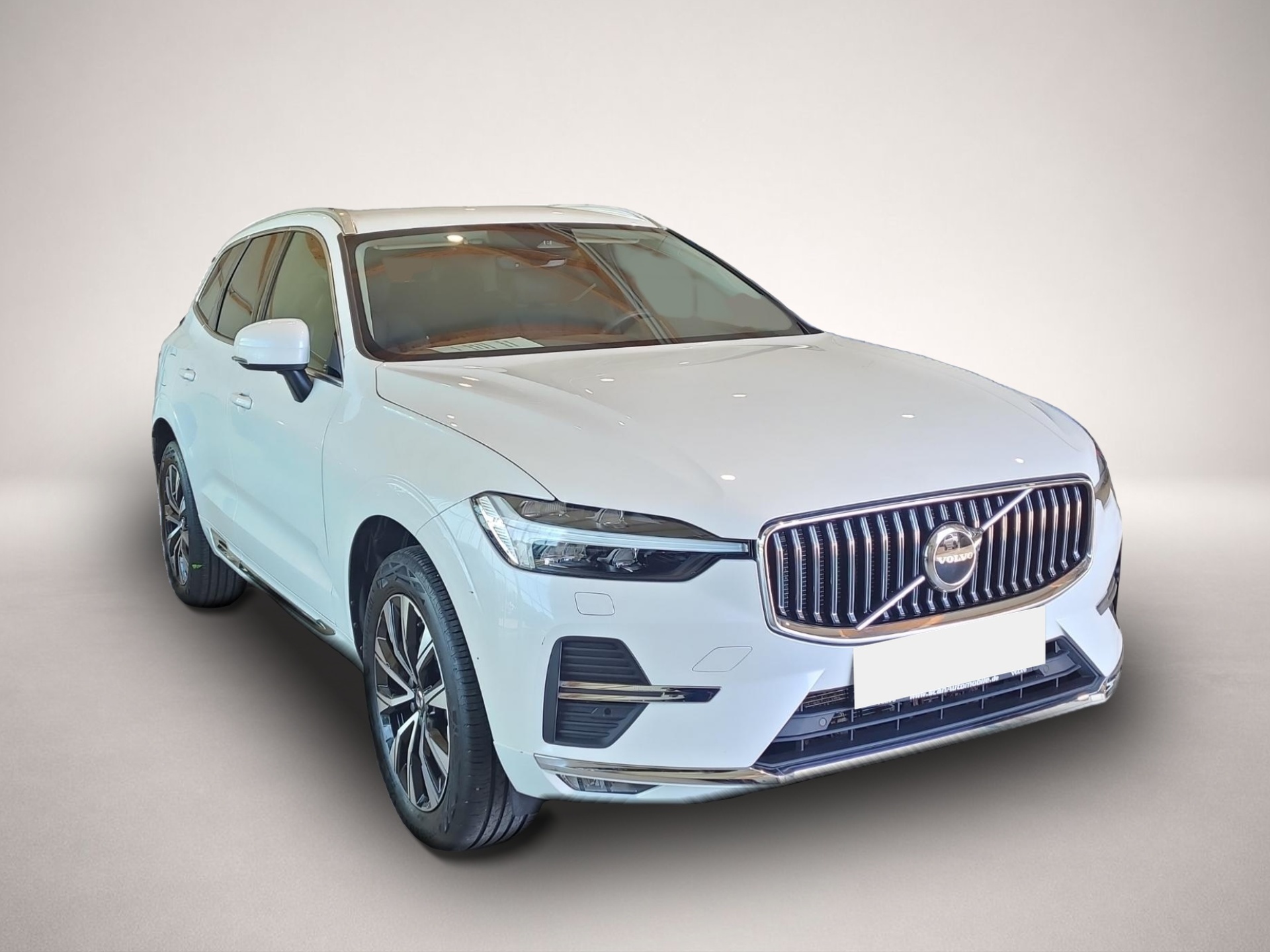Volvo XC60 (04/2023, Benzin)