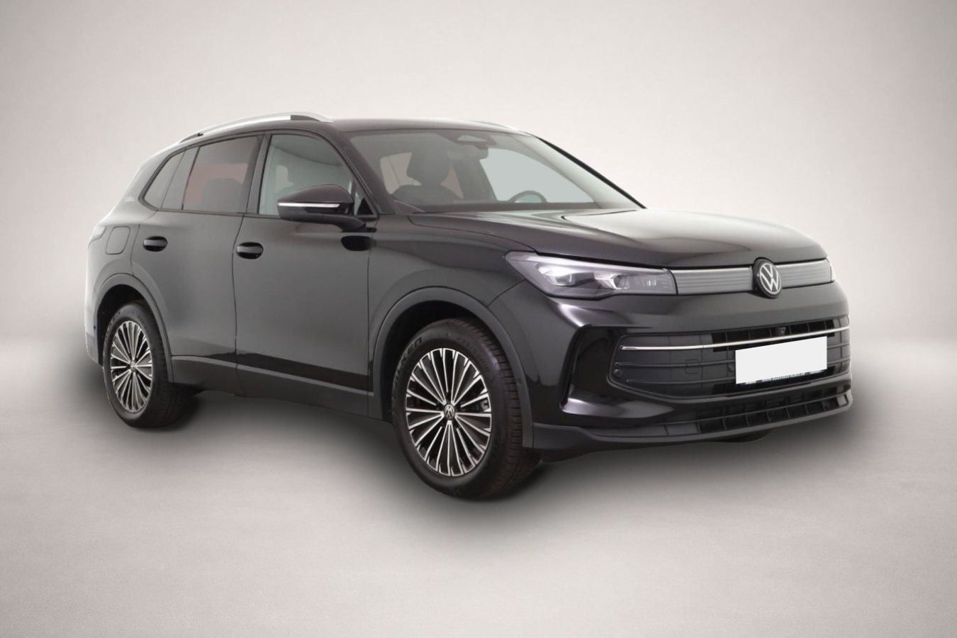 Volkswagen Tiguan (10/2025, )