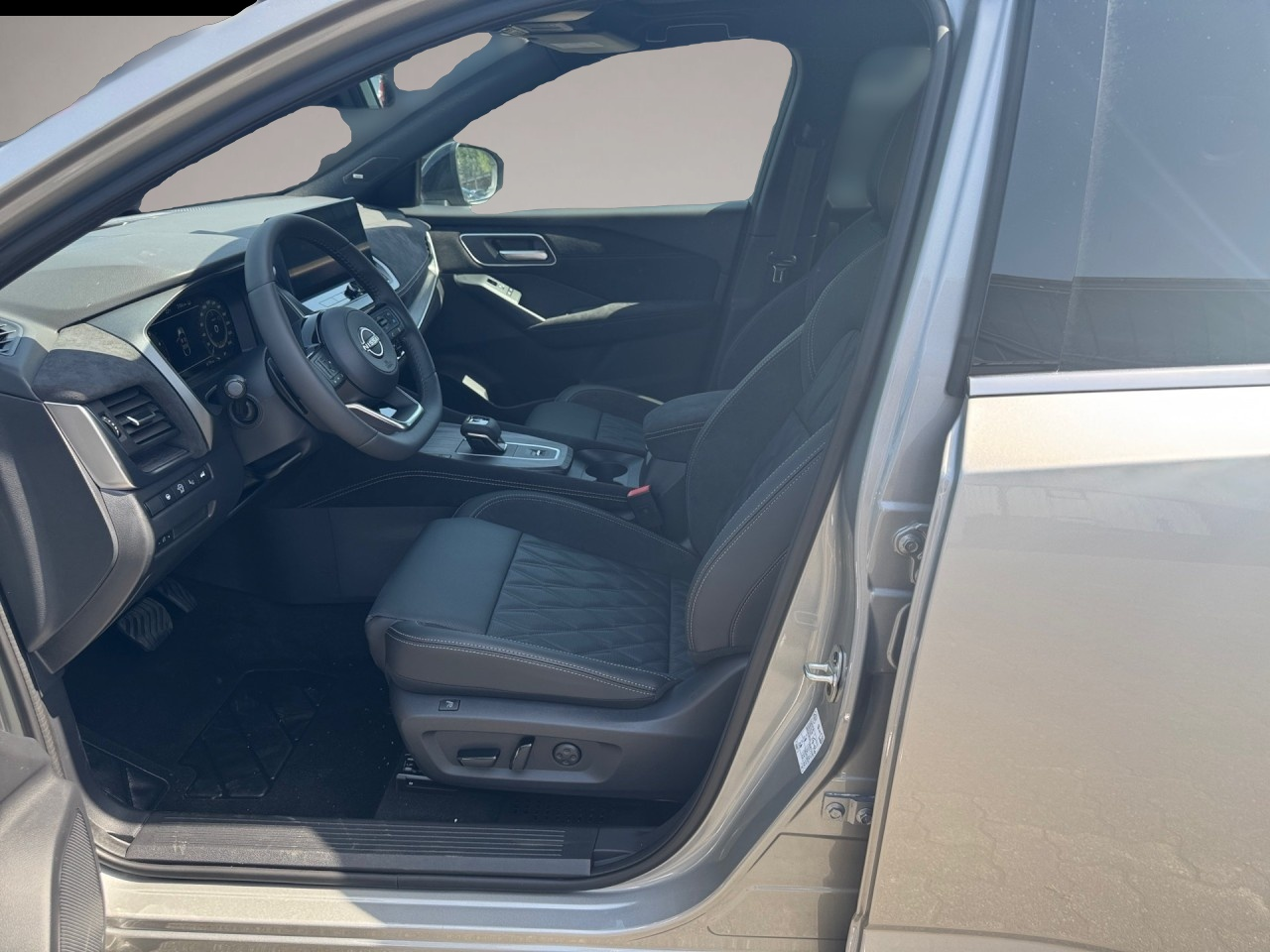 Nissan Qashqai (, Benzin)