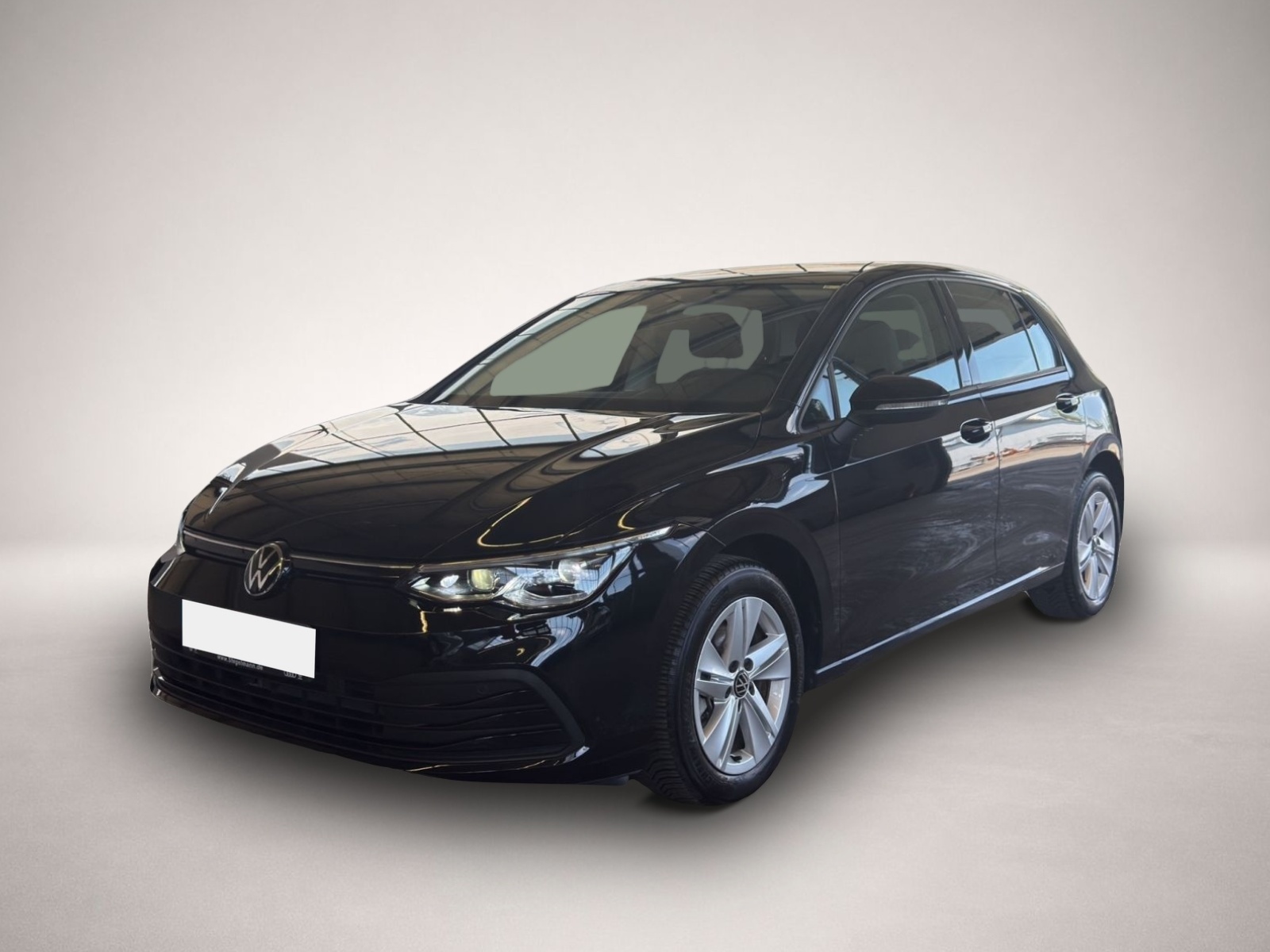 Volkswagen Golf (01/2022, Benzin)