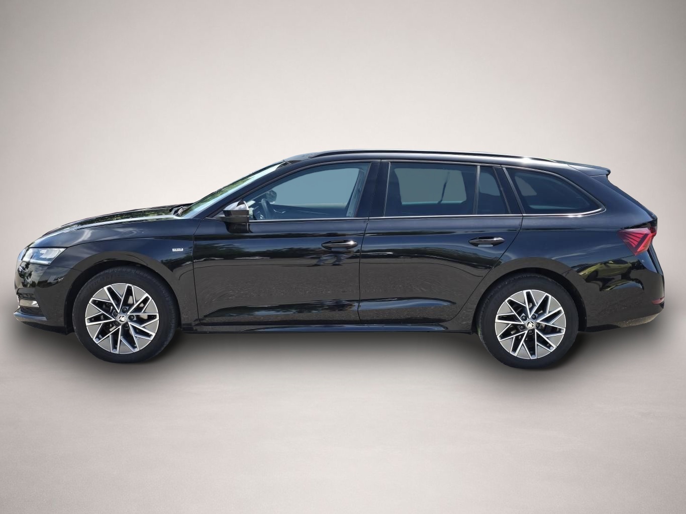 Skoda Octavia (02/2023, )
