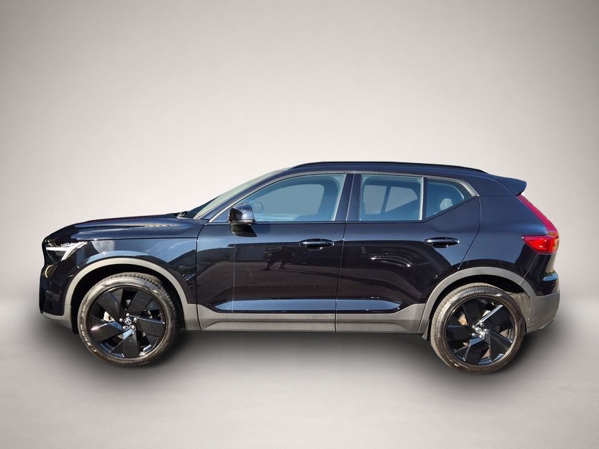 Volvo XC40 (04/2025, Benzin)