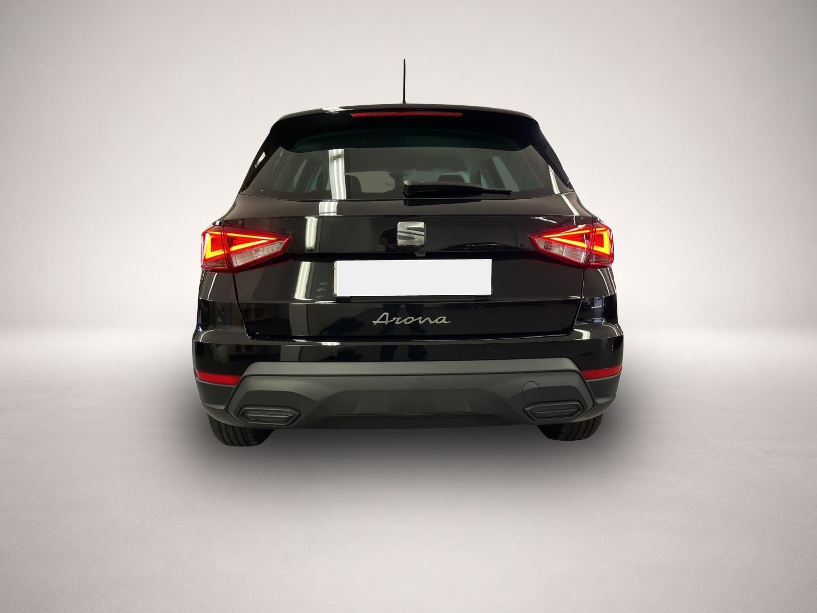 Seat Arona (11/2025, Benzin)