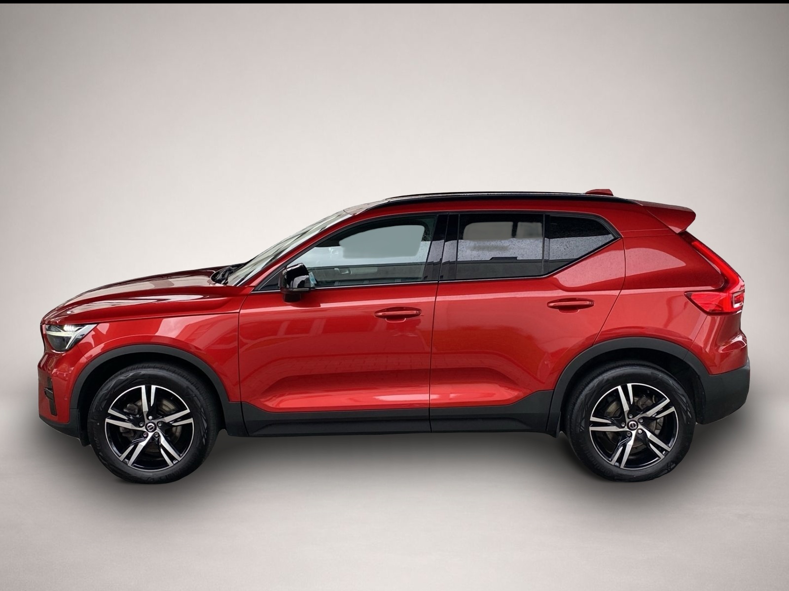 Volvo XC40 (06/2023, Benzin)